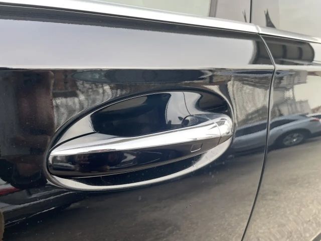 Mercedes-Benz A 200 AMG Line