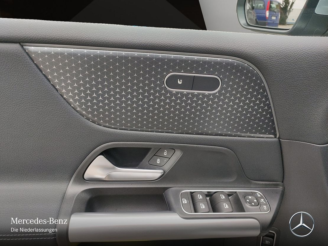 Mercedes-Benz B 200 Sedan