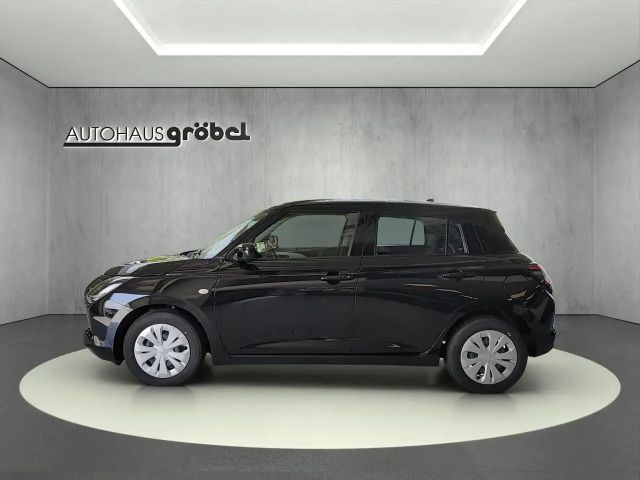Suzuki Swift Club Hybrid
