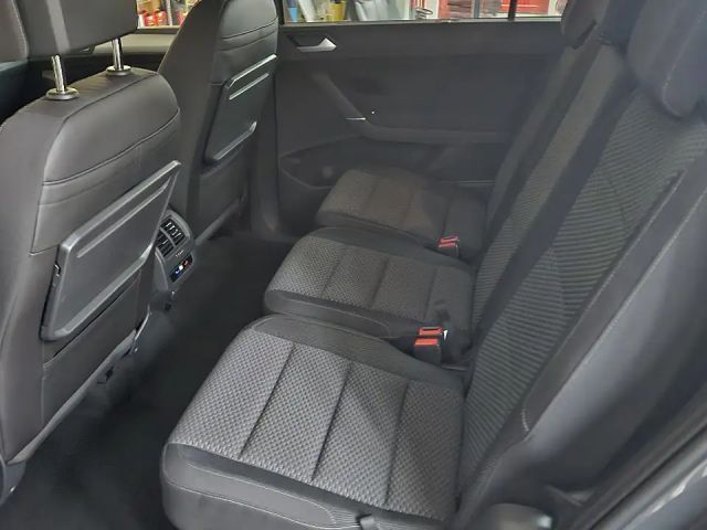 Volkswagen Touran ACT DSG