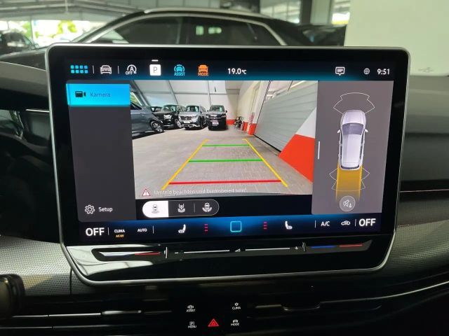 Volkswagen Golf 1.5 eTSI DSG