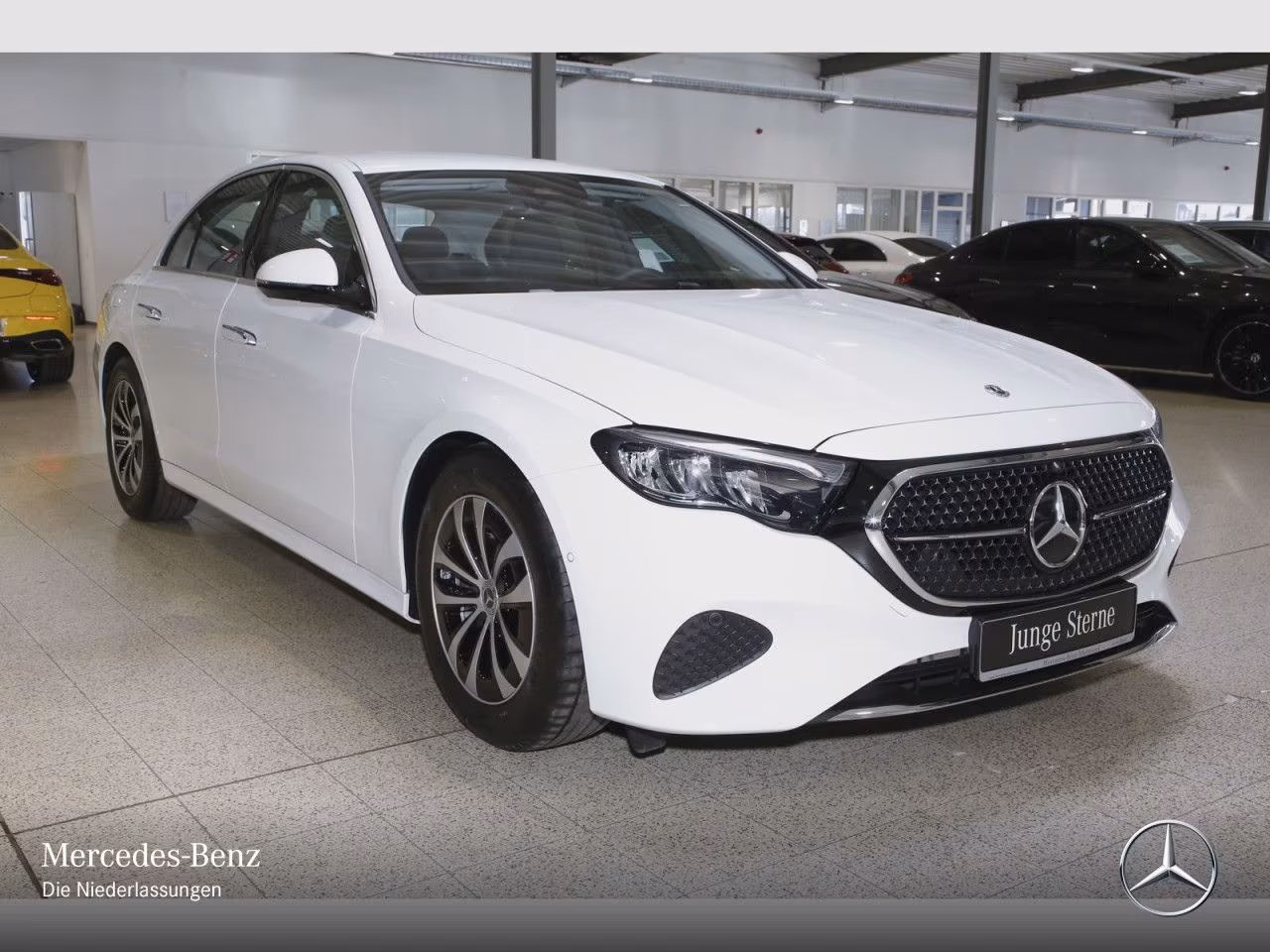 Mercedes-Benz E 220 AVANTGARDE E 220 d Sedan