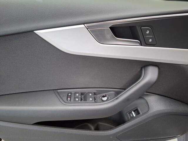 Audi A4 35 TDI S-Tronic Sedan