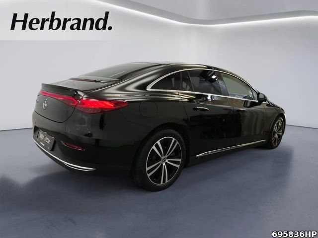 Mercedes-Benz EQE 300 Electric Art Sedan