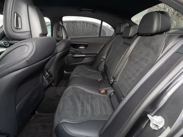 Mercedes-Benz C 300 AMG Line Sedan
