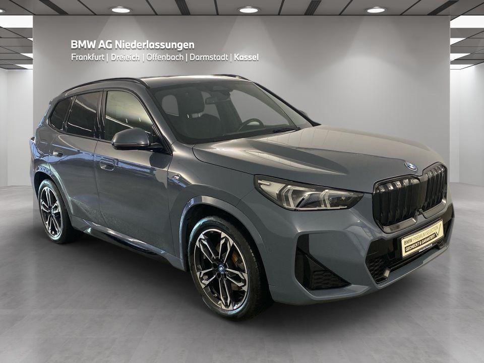 BMW iX1 xDrive30