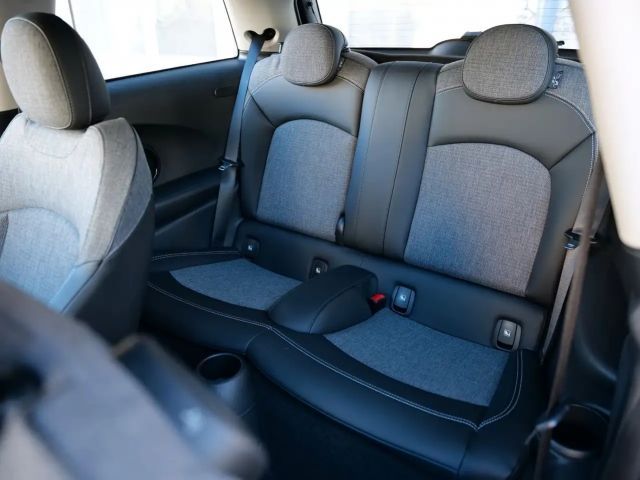 MINI Cooper S DKG LEDER+NAVI PLUS+CAM+HUD+DRIVING ASS