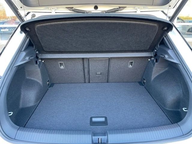 Volkswagen T-Roc 1.5 TSI DSG R-Line