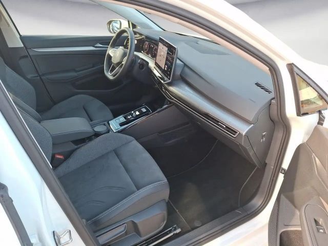 Volkswagen Golf DSG Style eHybrid