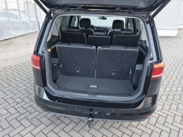 Volkswagen Touran 1.5 TSI DSG