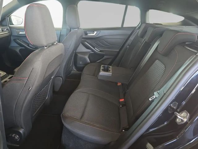 Ford Focus EcoBoost ST Line Wagon