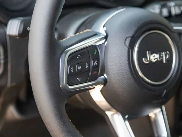 Jeep Wrangler Sahara