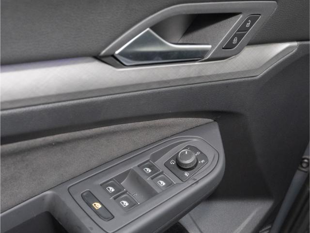 Volkswagen Golf 1.5 eTSI Golf VIII Life