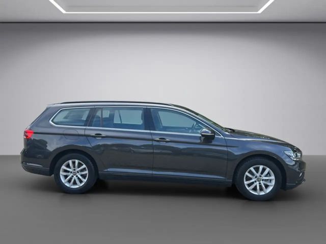 Volkswagen Passat Business Variant