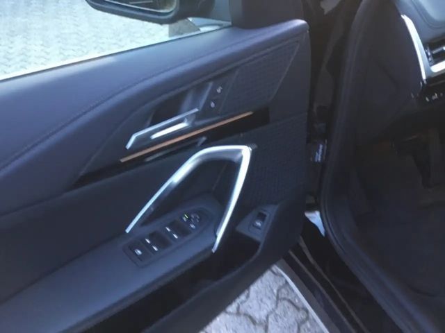 BMW iX1 Sedan xDrive