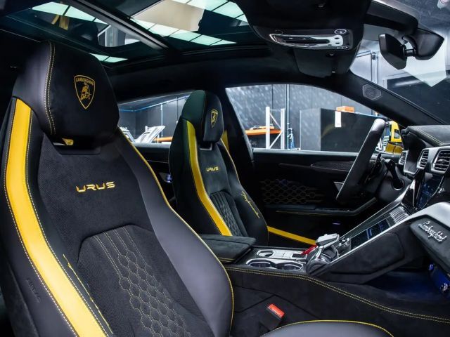 Lamborghini Urus Performante