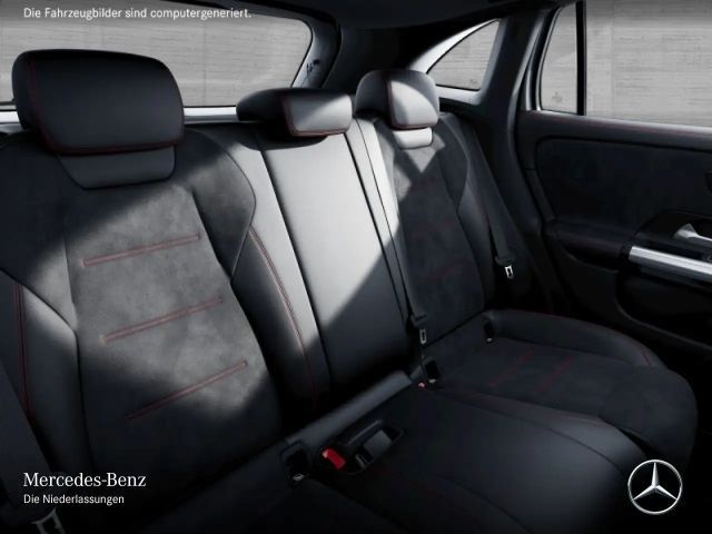 Mercedes-Benz GLA 200 AMG Line