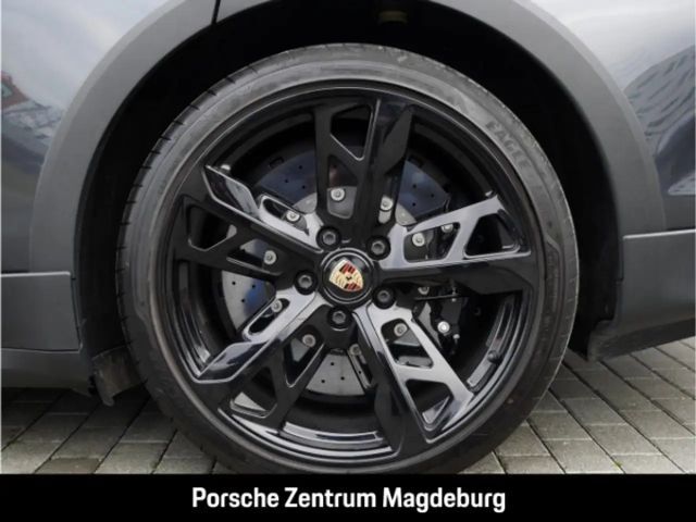 Porsche Taycan Cross Turismo S Turbo