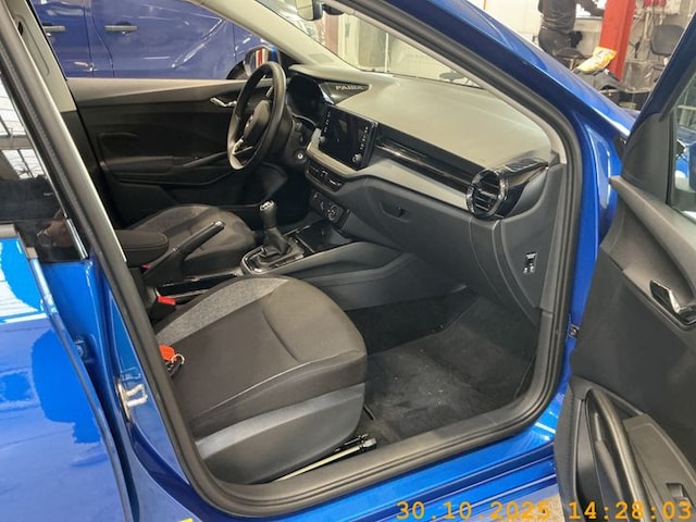 Skoda Fabia Fabia Essence 1.0 MPI Klima GRA LED