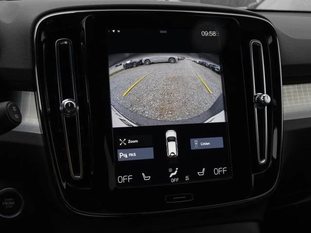 Volvo XC40 Core Recharge