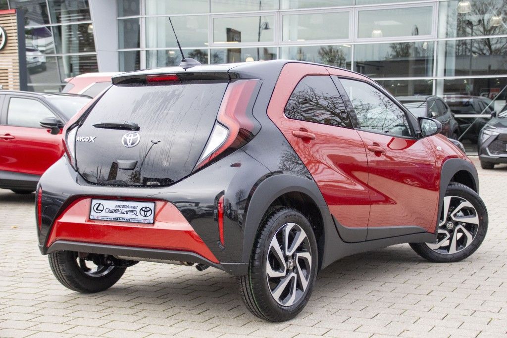 Toyota Aygo X 5-deurs Basis Team D