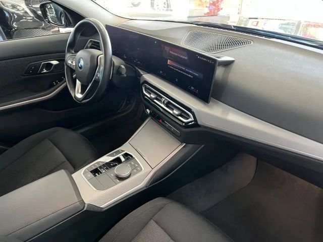 BMW 320 320d Touring xDrive