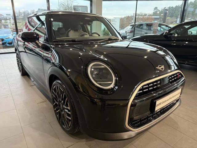 MINI Cooper S 3-deurs Favoured