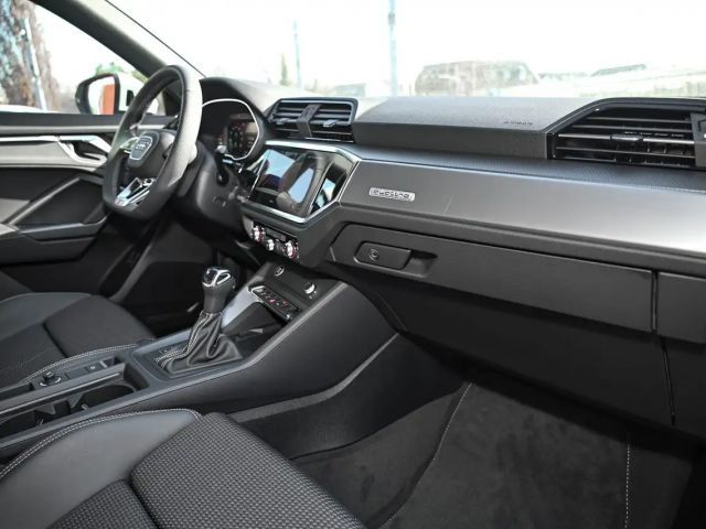 Audi Q3 40 TFSI S-Line Sportback