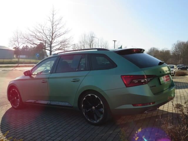 Skoda Superb 2.0 TSI Combi Sportline