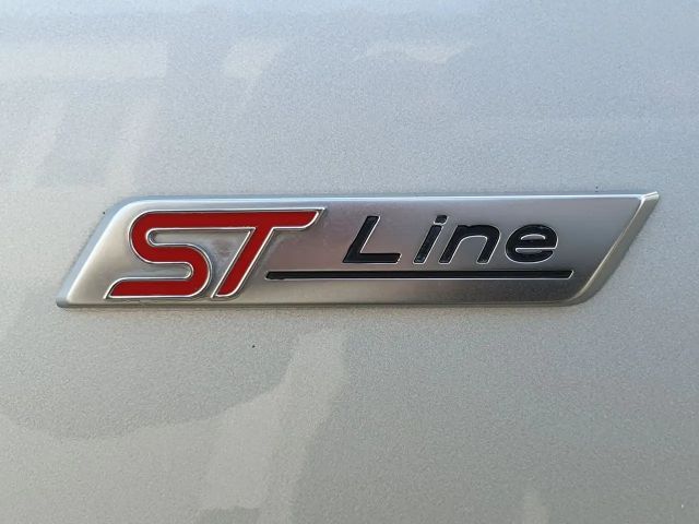 Ford Focus ST Line Wagon