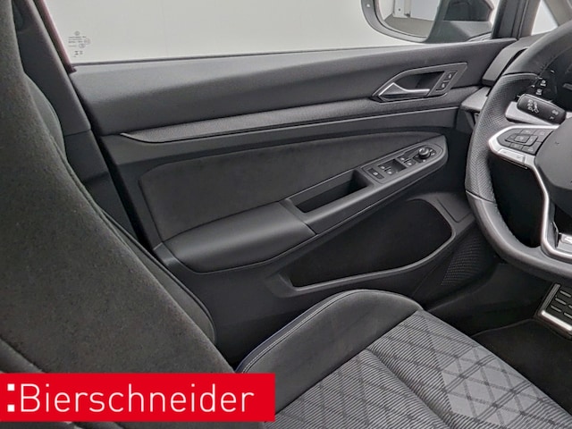 Volkswagen Golf 1.5 eTSI DSG R-Line Style