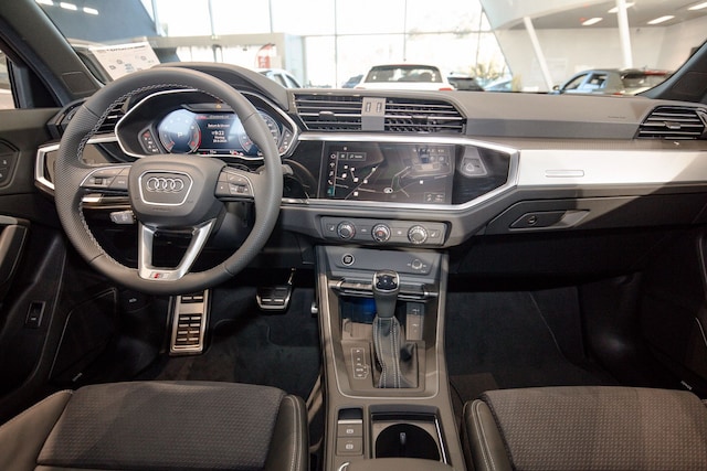 Audi Q3 35 TFSI S-Line S-Tronic