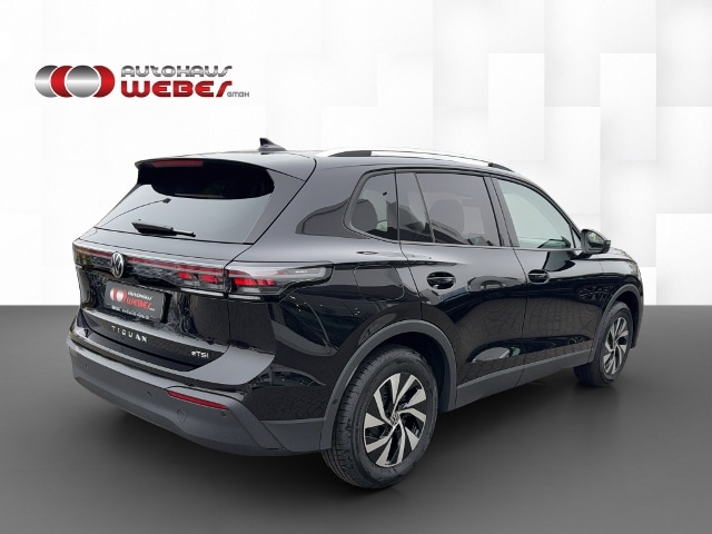 Volkswagen Tiguan 1.5l TSI LED+ACC+REAR+APP+AHK