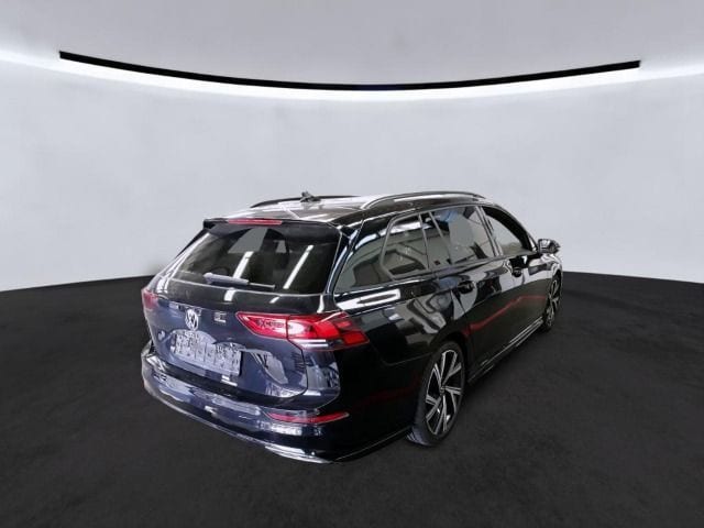 Volkswagen Golf 2.0 TDI Golf VIII R-Line Variant