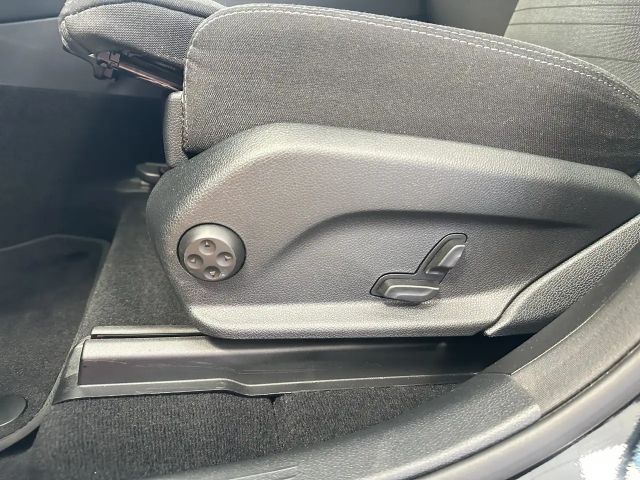 Mercedes-Benz EQC 400