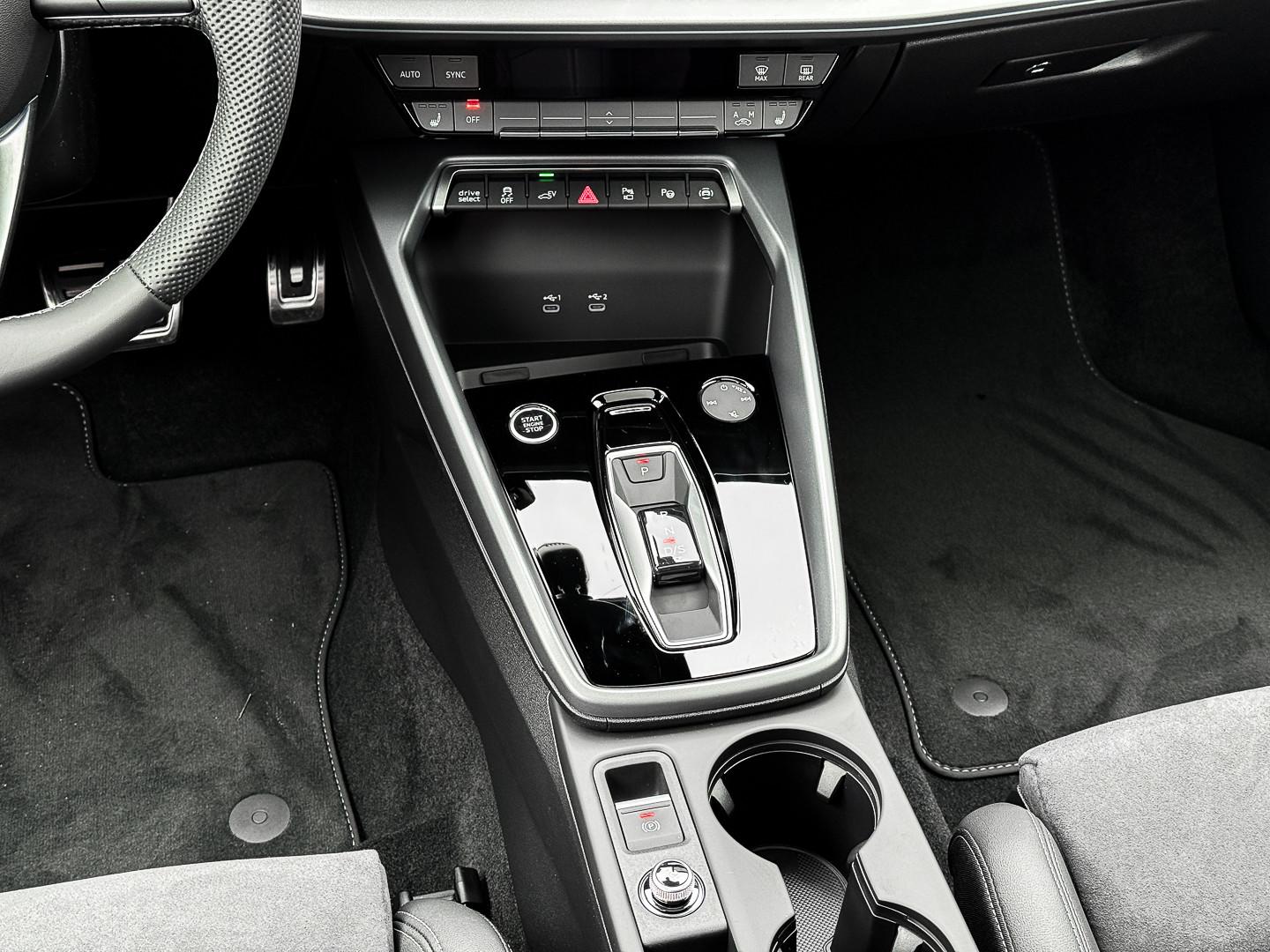 Audi A3 Hybride S-Line Sedan Sportback