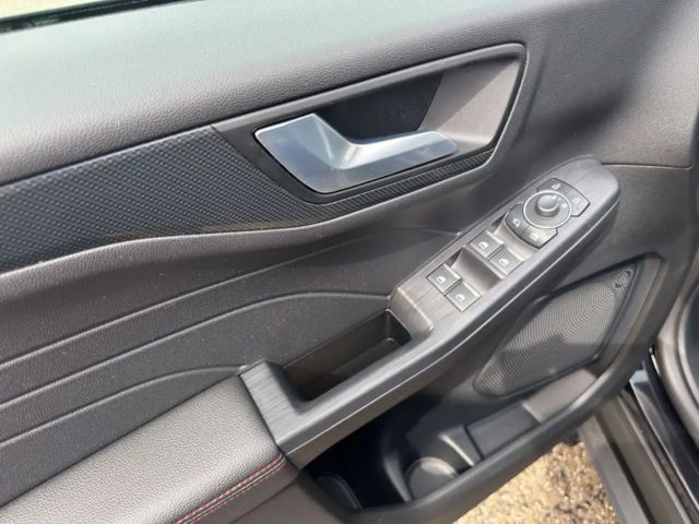 Ford Kuga EcoBoost ST Line X