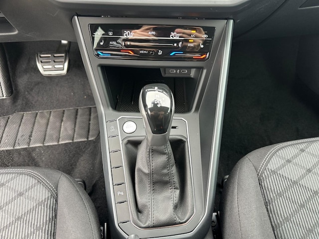 Volkswagen Taigo 1.0 TSI DSG R-Line