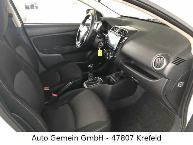 Mitsubishi Space Star Star