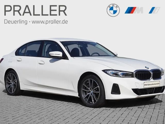 BMW 330 330i Sedan xDrive