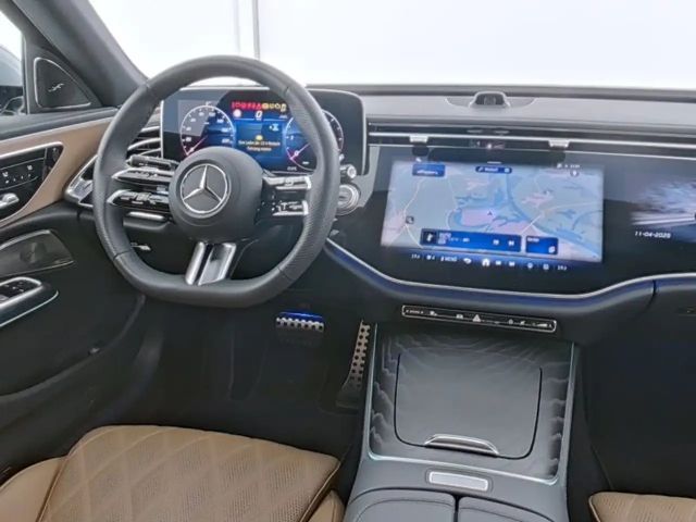 Mercedes-Benz E 220 AMG Line E 220 d Sedan