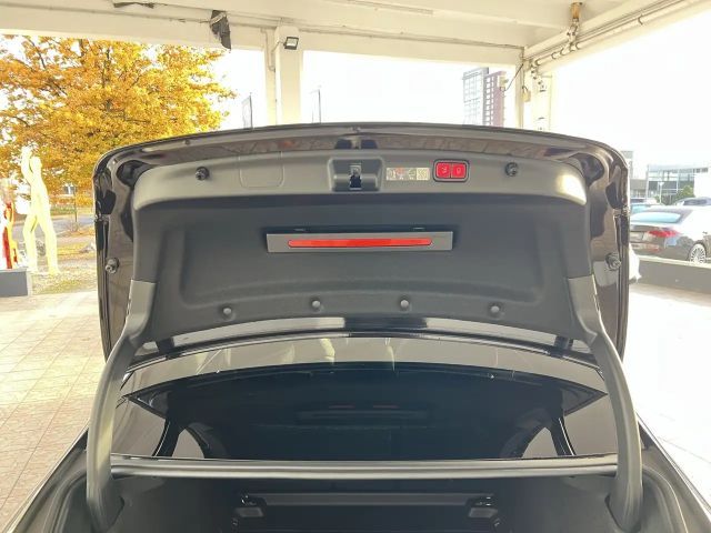 Mercedes-Benz C 180 AMG Line Sedan