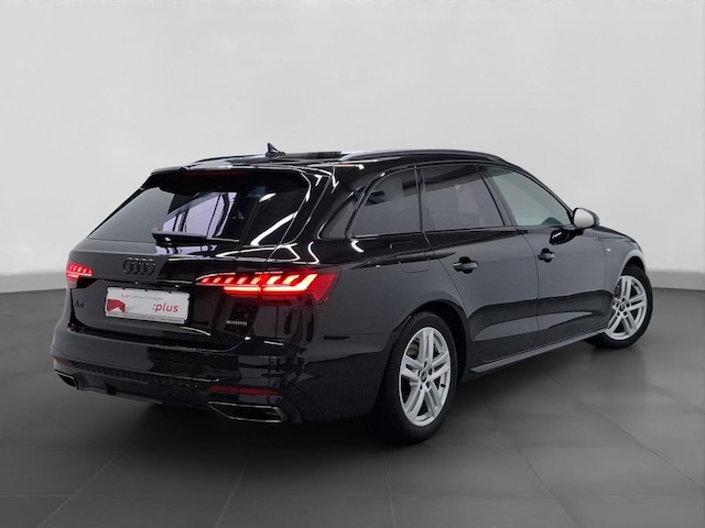 Audi A4 40 TFSI Avant Quattro S-Line S-Tronic