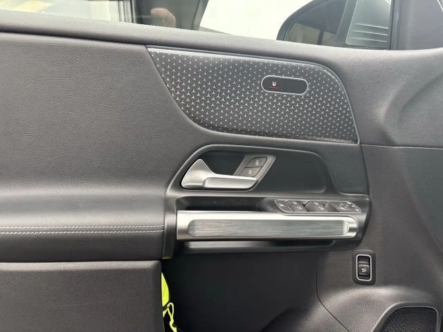 Mercedes-Benz EQB 350 4MATIC