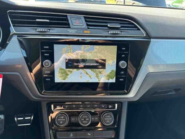 Volkswagen Touran 1.5 TSI DSG