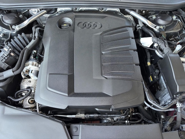 Audi A6 Avant Quattro S-Tronic