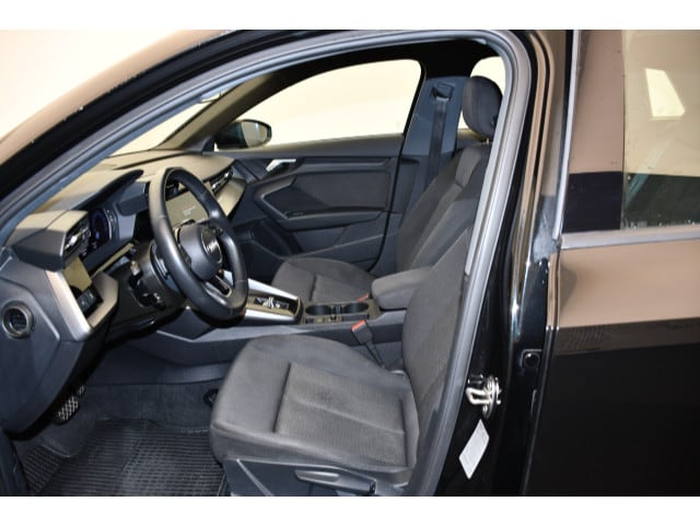 Audi A3 30 TFSI S-Tronic Sportback