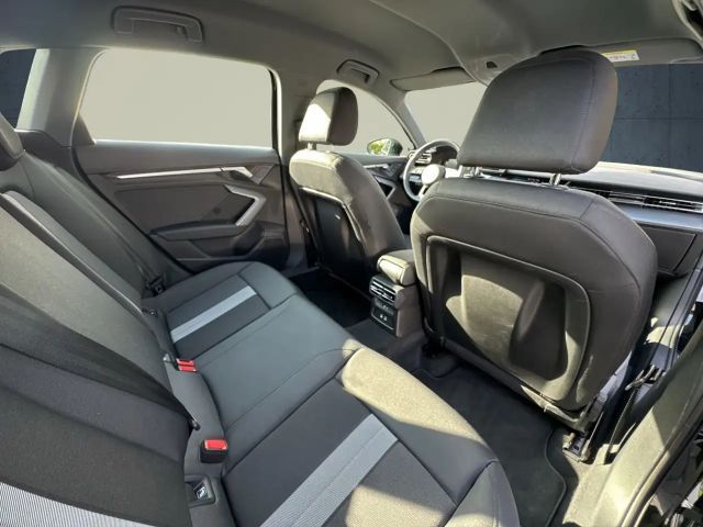 Audi A3 30 TFSI Sedan