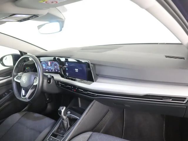 Volkswagen Golf Life Variant