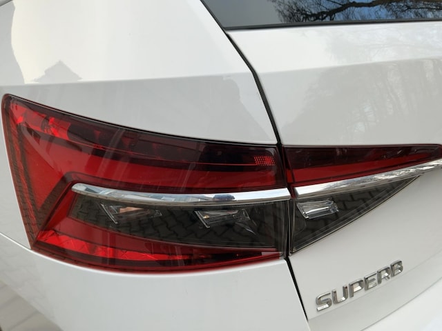 Skoda Superb 2.0 TDI Combi Style Style